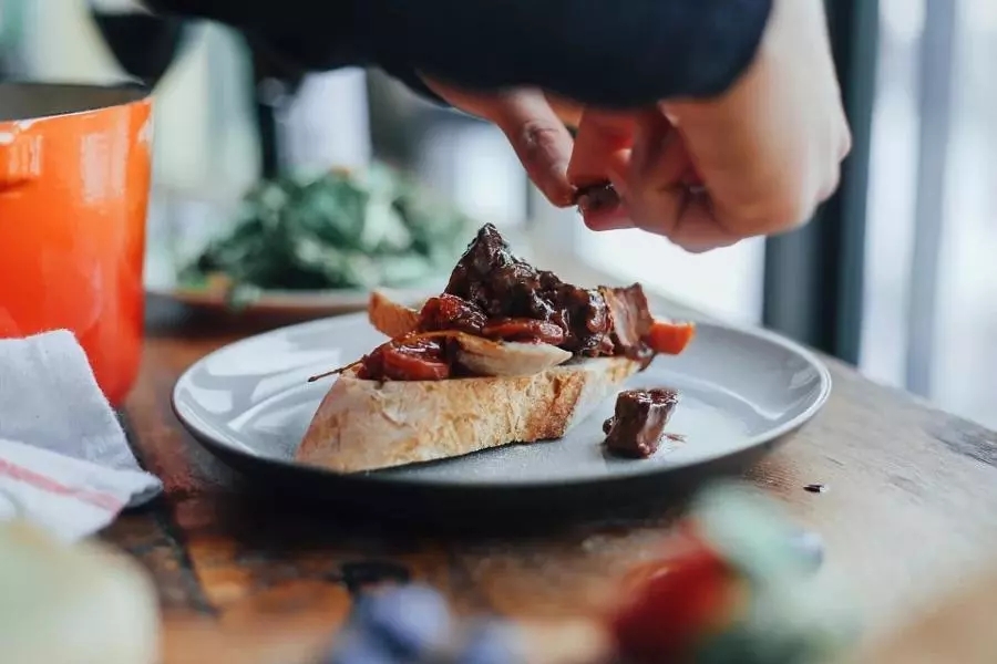 今天，叫外賣還是自己做飯？